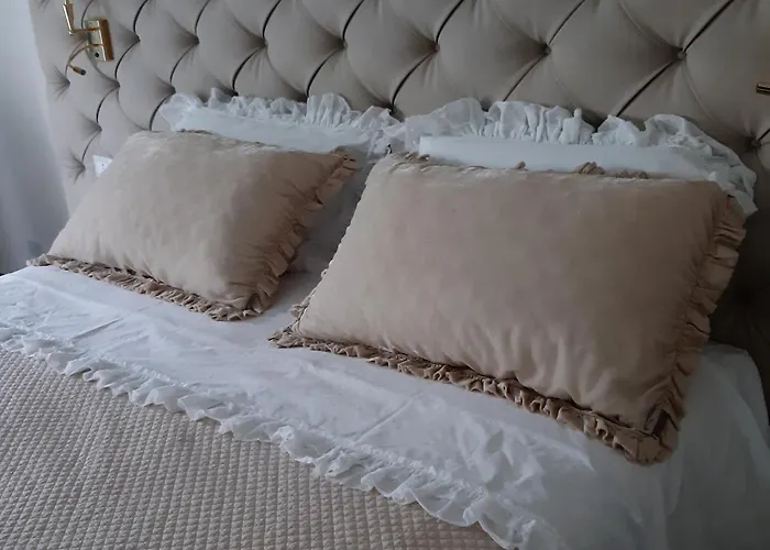 Гостьовий будинок Luxury Dreams 4*