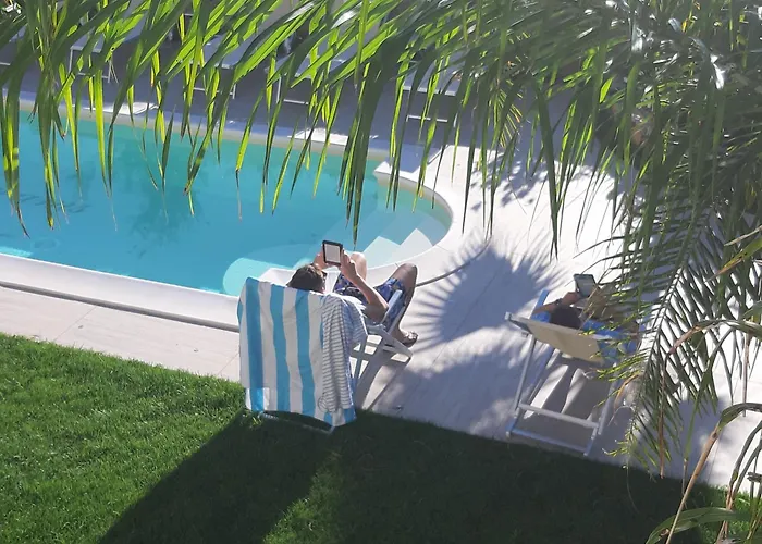 Гостьовий будинок Luxury Dreams 4*