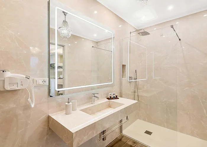 Luxury Dreams Гостьовий будинок