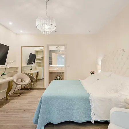 Konukevi Luxury Dreams 4*